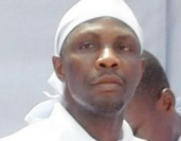 AVENGERS..."TOMPOLO IS CARRYING ON A DIALOGUE ON THE PAGES OF THE NEWSPAPERS WITH HIMSELF!"